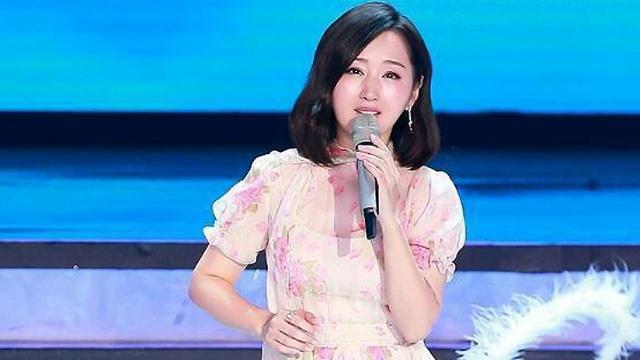 47岁杨钰莹为何不嫁出去？