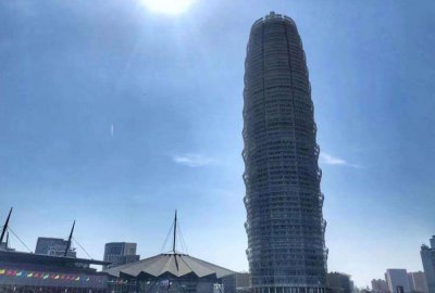 ​郑州市地标性建筑物，千玺广场玉米楼！