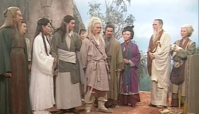除了觉远张三丰还有一个师父，武功比觉远高，名气比觉远大