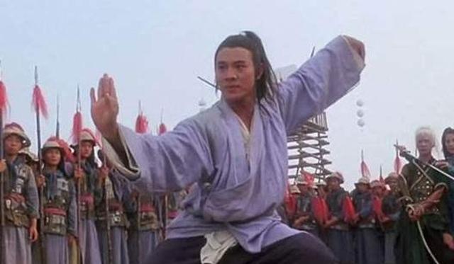 除了觉远张三丰还有一个师父，武功比觉远高，名气比觉远大