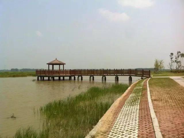 大庆第一口温泉井：大庆星火温泉度假村