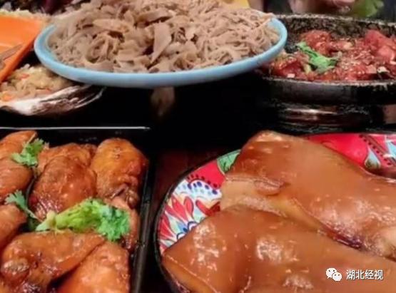 东北“吃播”男子直播前去世......“太实在了，他不懂套路”…