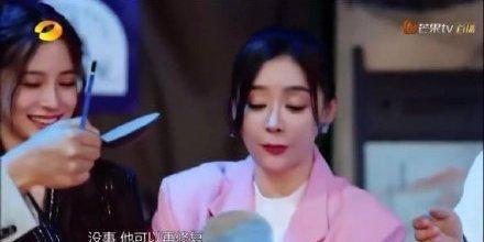 袁姗姗为不当言论道歉，曾被骂滚出娱乐圈的她，现在高兴坏了吧
