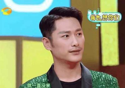 ​重现快本面容沧桑，何炅都快要哭了，“朱梓骁”到底经历了什么?