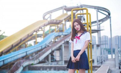 ​黑色长筒袜甜美制服美少女长发黑直户外清新写真集