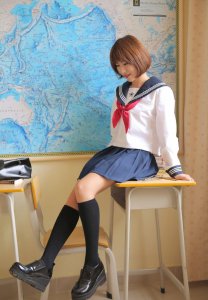 ​校园美女休闲校服性感美腿诱惑写真集