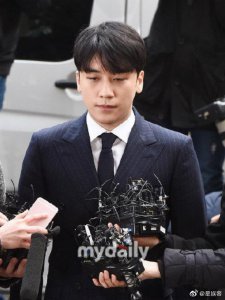 ​郑俊英承认了所有罪行，李胜利承认与当事女性发生了关系