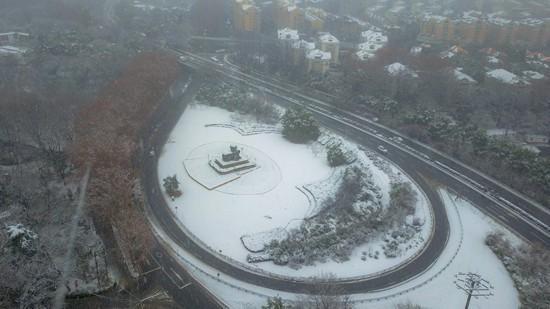 航拍南京雪景：到处白雪皑皑银装素裹