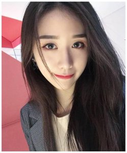 ​天菜正妹“菜菜”超美颜值，网友：美到爆炸