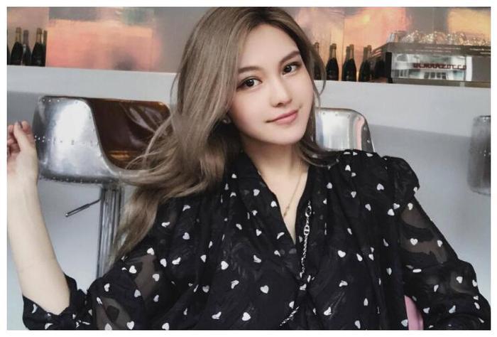 罗志祥女友身高170体重89斤，看她一日饮食，网友：照着吃瘦成猴