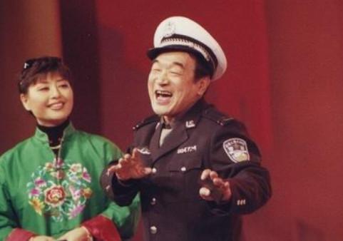 80岁严顺开去世，生前被曝无人探望，原因令人心酸