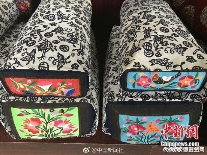 这年头流行复古风？传说中的“绣花枕头”了解一下