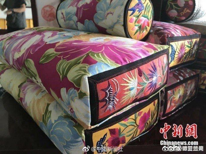 这年头流行复古风？传说中的“绣花枕头”了解一下