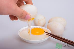 鸡蛋和鸭蛋可以一起吃吗？鸡蛋和鸭蛋可以一起炒吗？
