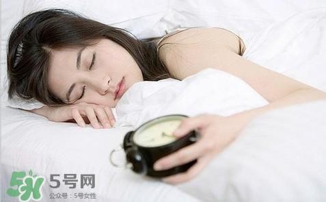 失眠喝蜂蜜水好吗?失眠喝什么好