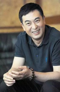 ​张嘉译和闫妮的故事