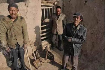 ​采访录：独居在光棍村的女人