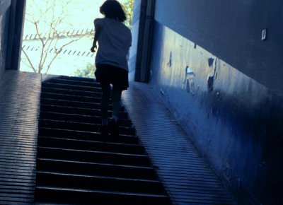 ​如何说服一个人接受自己观点(如何自己的想法让他人采纳信服)