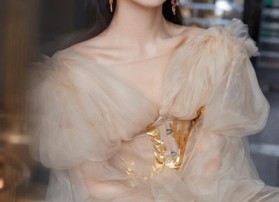 ​女生说尴尬是什么意思？如何化解这尴尬的局面？