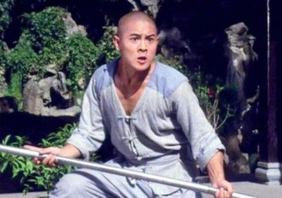 ​一件袈裟16万，一块地4.5亿，少林住持释永信的“富”超乎想象！