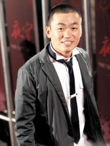 ​王宝强是怎么出名的？大家又是通过什么认识他的呢