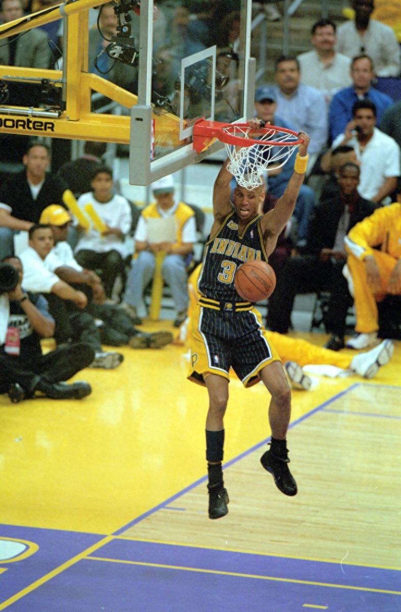 老照片：2000年NBA总决赛，“OK”奏响紫金王朝序章