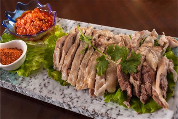 羊肉焯水用冷水还是热水 羊肉焯水要不要放料酒