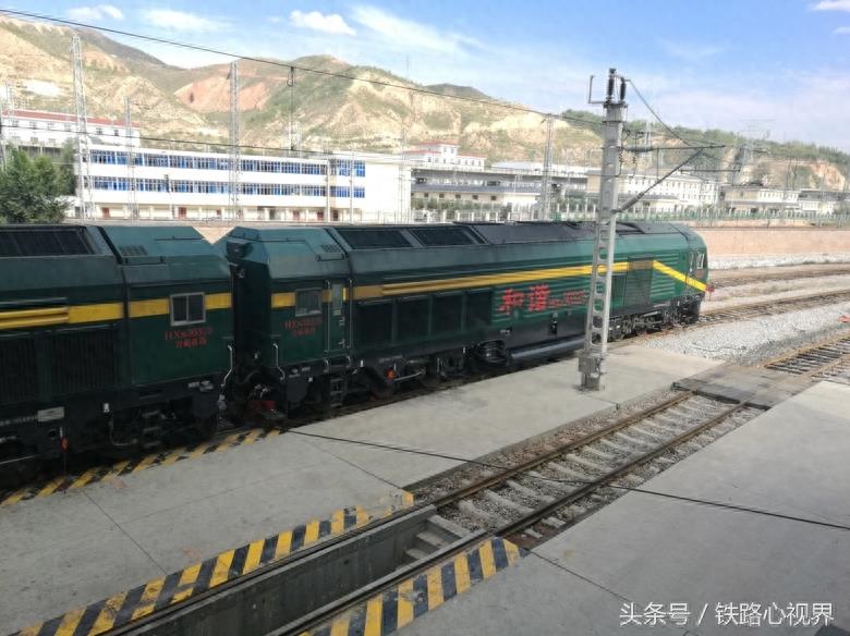 具有世界先进水平的和谐3型(HXN3)内燃机车