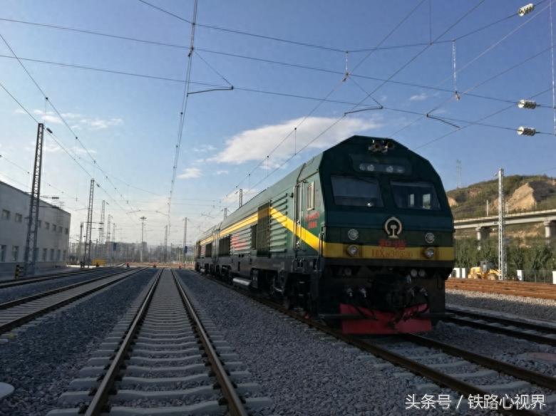 具有世界先进水平的和谐3型(HXN3)内燃机车
