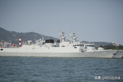 ​李鸿章斥资3000万白银建立的北洋海军，为何甲午一战竟全军覆没？