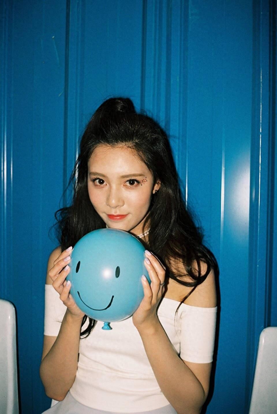 组图：95后小花宋妍霏
