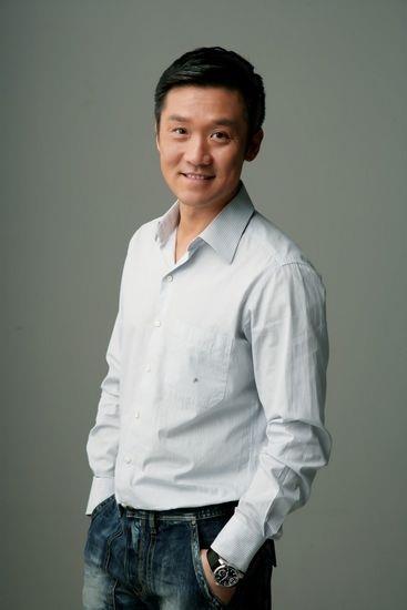 黄志忠，出生于天津市和平区，原天津体工大队青年队篮球运动员，毕业于中央戏剧学院，中国内地男演员