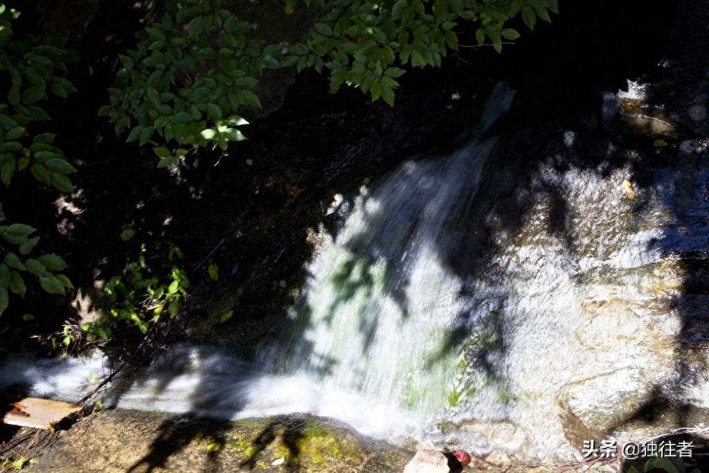 山川、峡谷、洞穴、溪水，水泉溪一个质朴原生态的自然景观