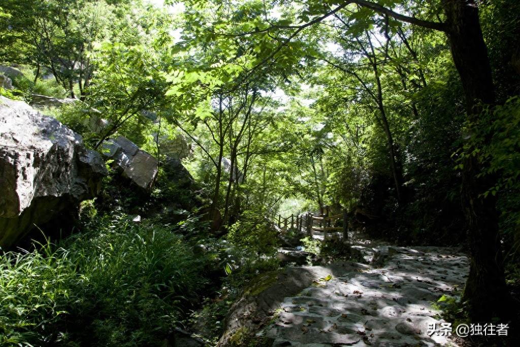 山川、峡谷、洞穴、溪水，水泉溪一个质朴原生态的自然景观