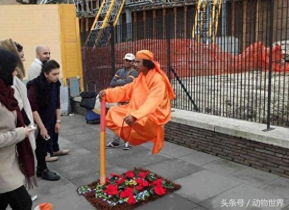 神秘的悬空术 秘密原来很简单