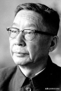 ​故事语文：老舍的“舍”，董卿也读错了