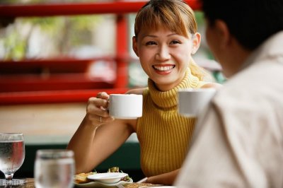 ​一个女人在生活中常抱怨这些事，说明你做得不到位