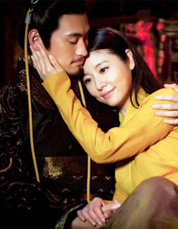 林心如、袁弘《秀丽江山》CP剧照，乱世相扶，恩爱一世