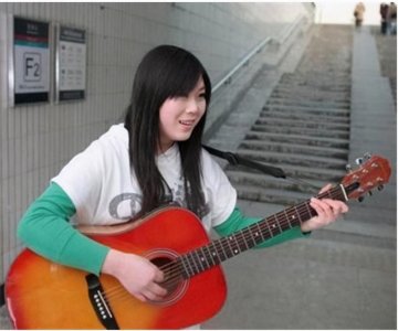 ​北京西单女孩逆袭成商业大佬，不仅是亿万身家，董明珠都佩服她