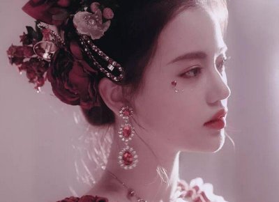 ​结婚买黄金哪个牌子好