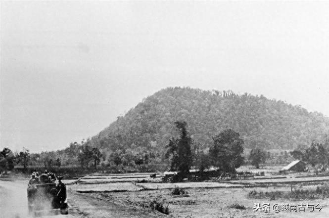 1979年越南出兵侵略柬埔寨，只花半个月时间轻松攻占金边赢得胜利