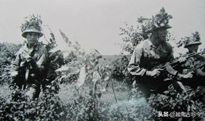 1979年越南出兵侵略柬埔寨，只花半个月时间轻松攻占金边赢得胜利