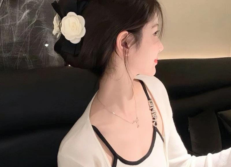 情感咨询：第一次约会可以亲她吗