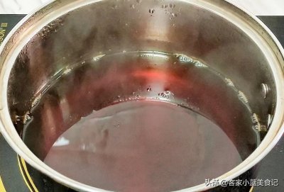 ​红糖发糕最懒人的做法，简单一搅，又松软又筋道，比蛋糕还好吃