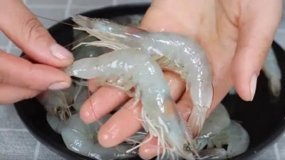 ​虾线不去除吃了有害吗？虾线怎么去除最简单方法
