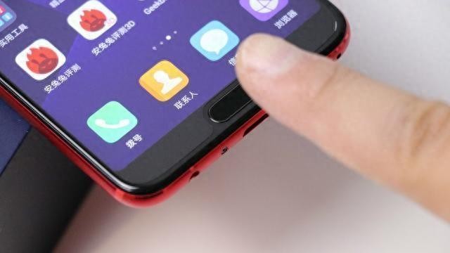都是性价比神机，荣耀V10和荣耀Play哪一款更值得入手？