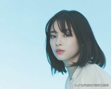 ​广濑铃，来自异国他乡的美丽少女一枚，年仅22岁，喜欢吗