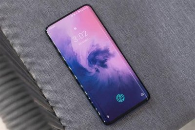 ​安卓机刷新率再突破，iPhone11依然只有60Hz，网友既爱又恨