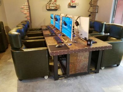 ​当年647分考进名校，却在网吧玩游戏四年的“七哥”，现状如何？