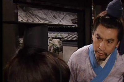 ​三国演义里的人物智多星是谁